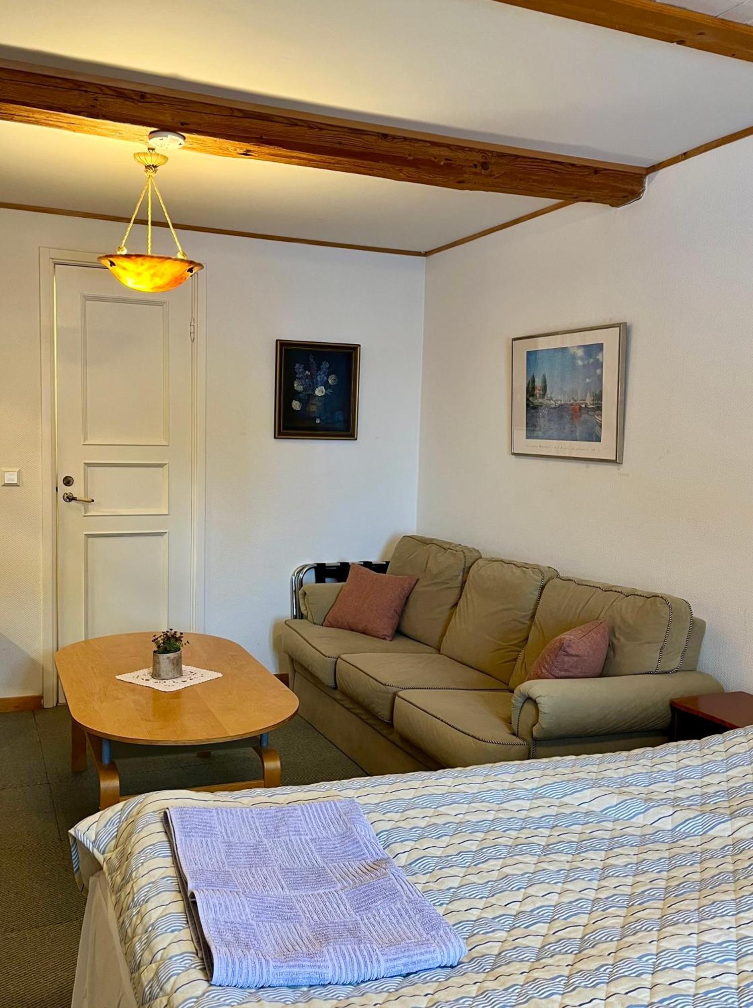 B&B Ströprodukter Eslov Bagian luar foto